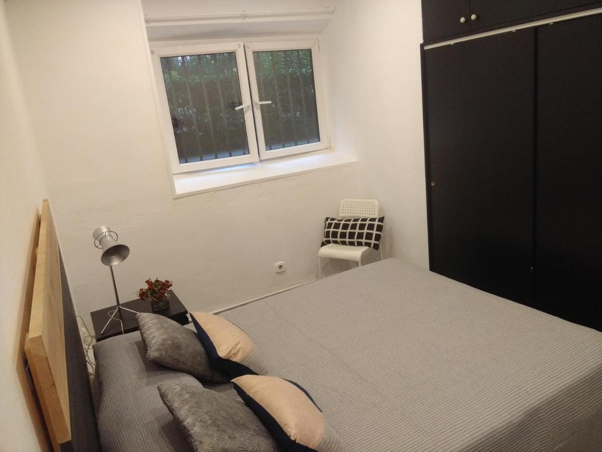 Coqueto Apartamento Frente Al Guggenheim Бильбао Экстерьер фото